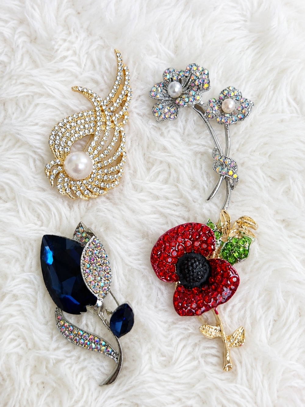 Set of 4 Rhinestone Brooches Pearl Floral Crystal Statement Pins
